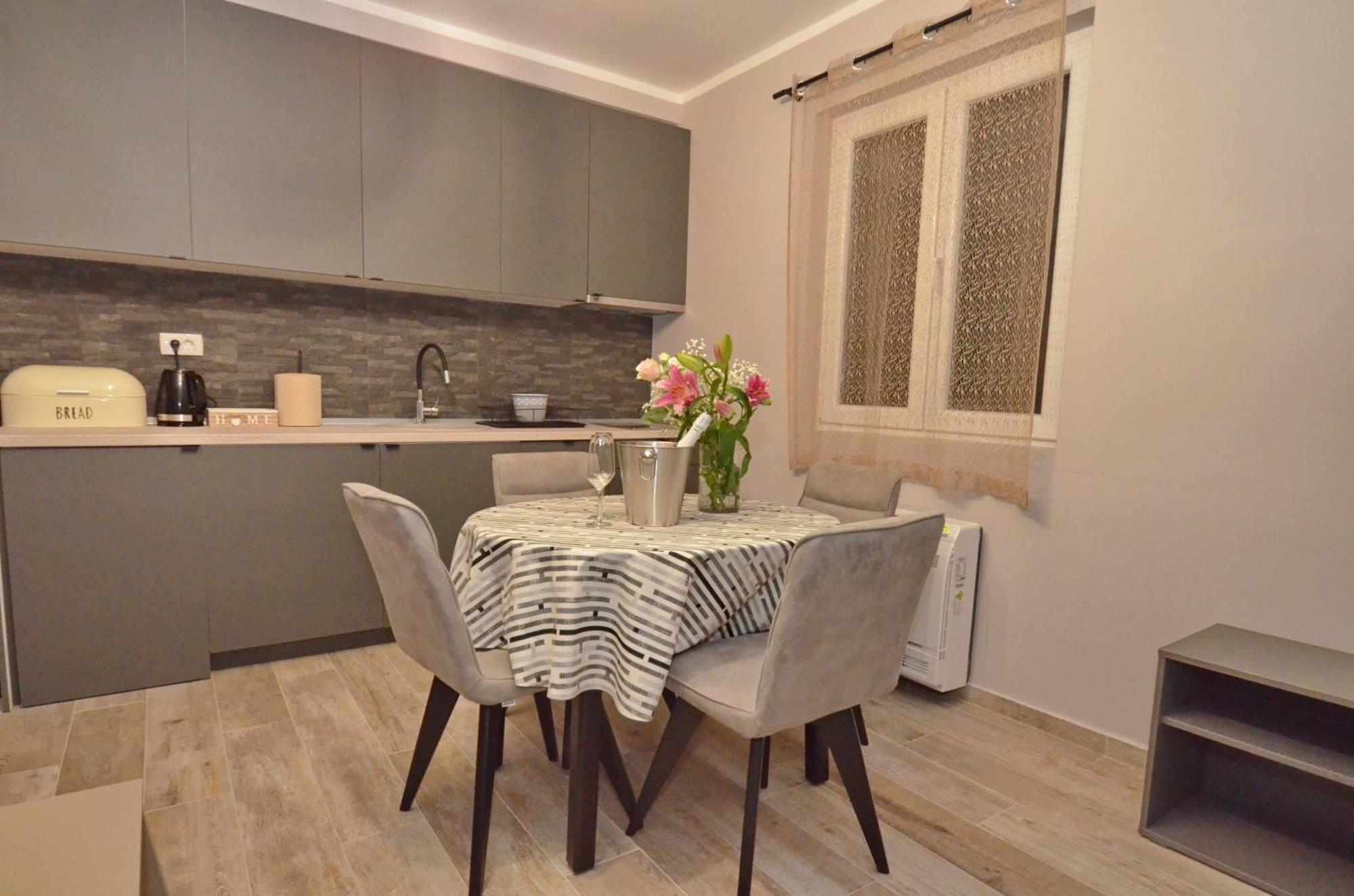 Apartments Orizzonte With Beautiful View Of The Bay Kotor Exterior foto