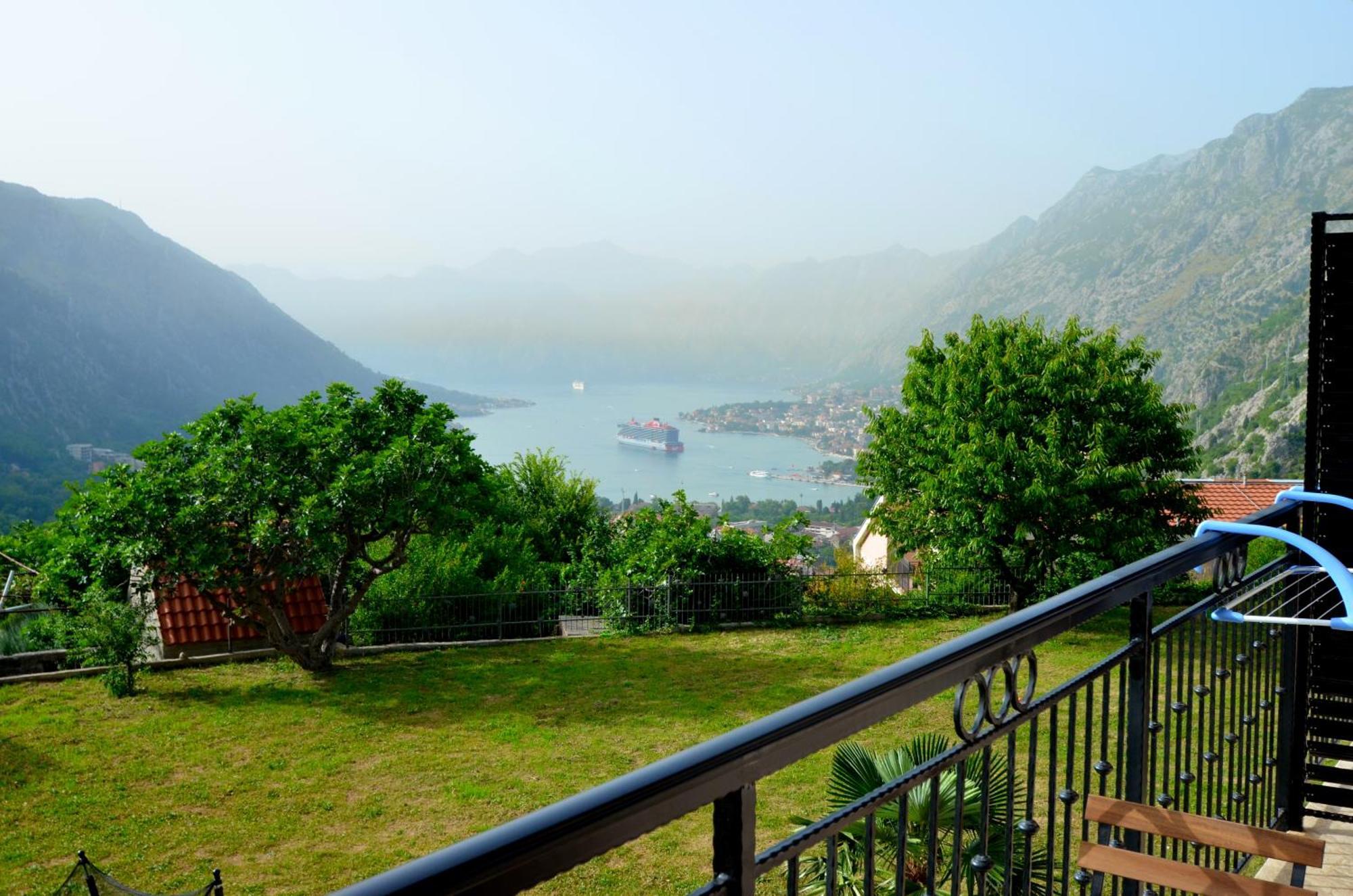 Apartments Orizzonte With Beautiful View Of The Bay Kotor Exterior foto