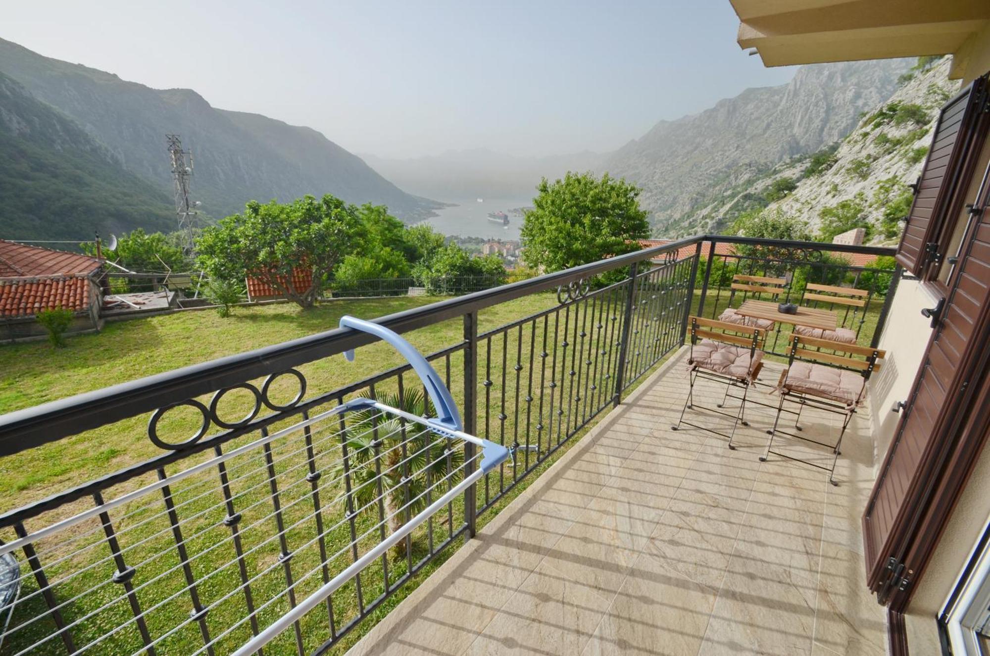Apartments Orizzonte With Beautiful View Of The Bay Kotor Exterior foto