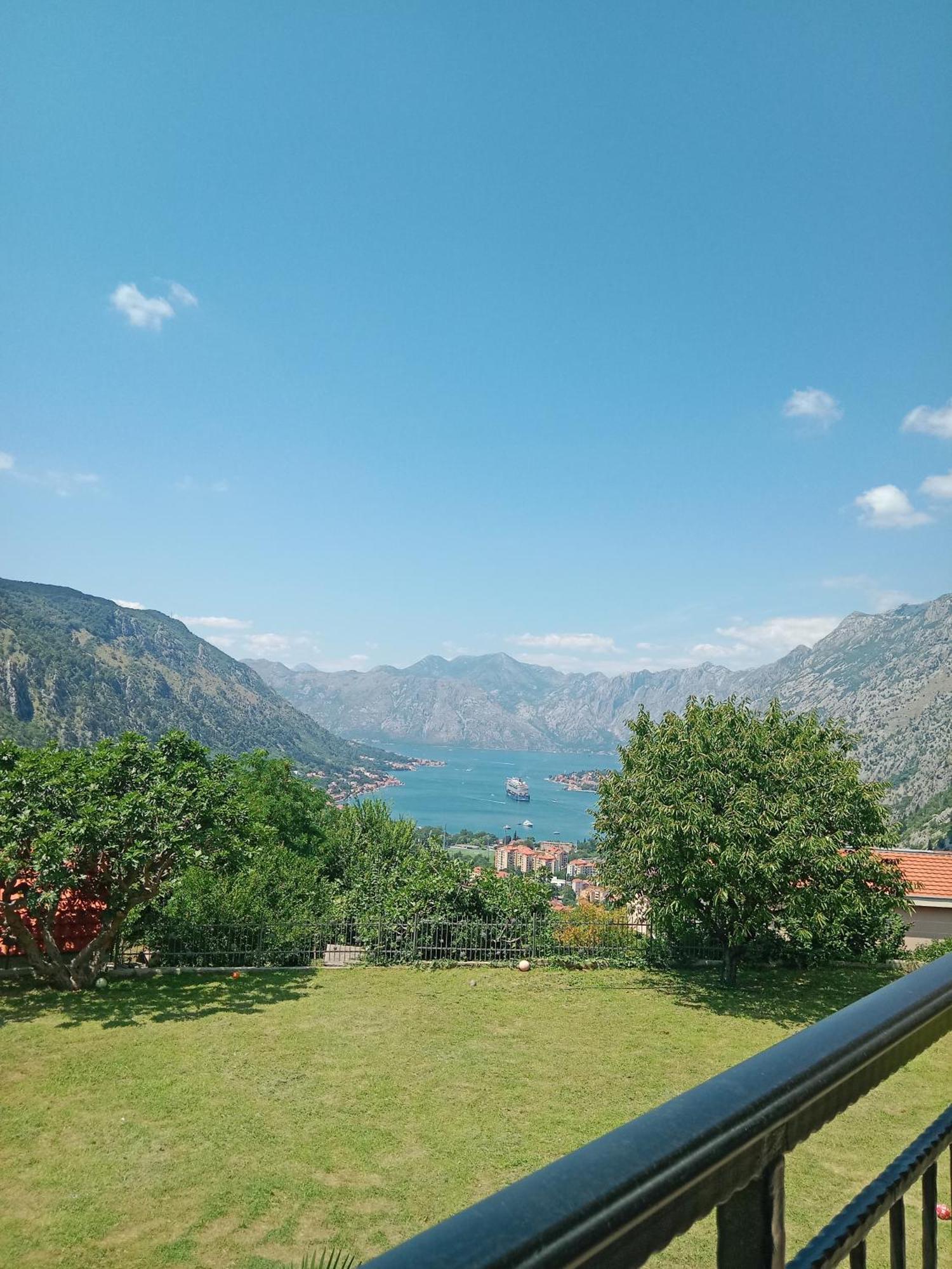 Apartments Orizzonte With Beautiful View Of The Bay Kotor Exterior foto