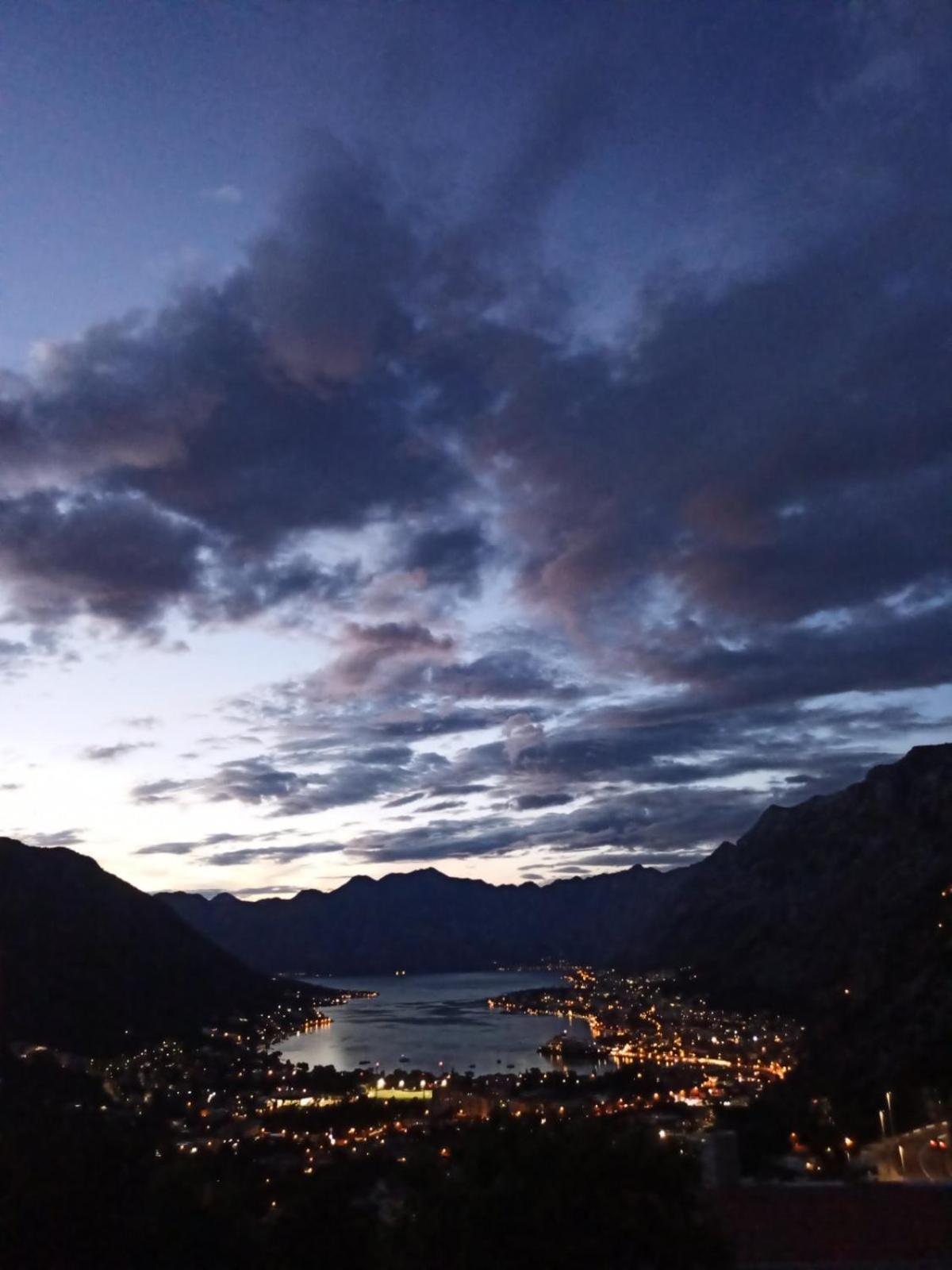 Apartments Orizzonte With Beautiful View Of The Bay Kotor Exterior foto